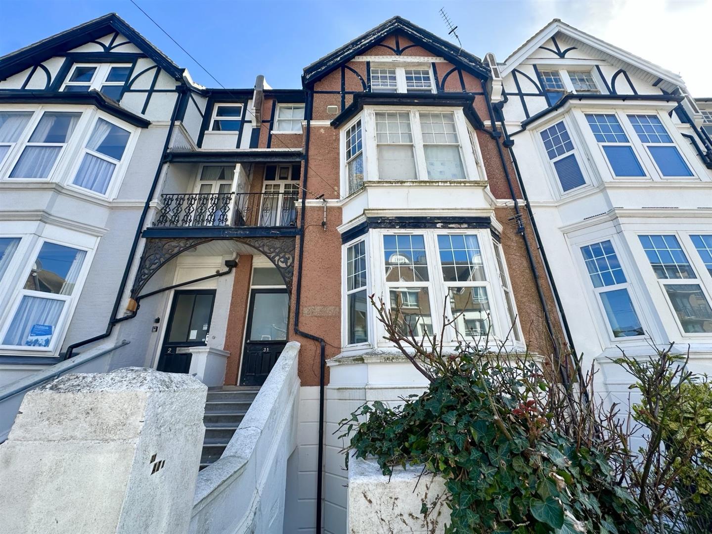 2 bed property in Park Road, Bexhill-On-Sea